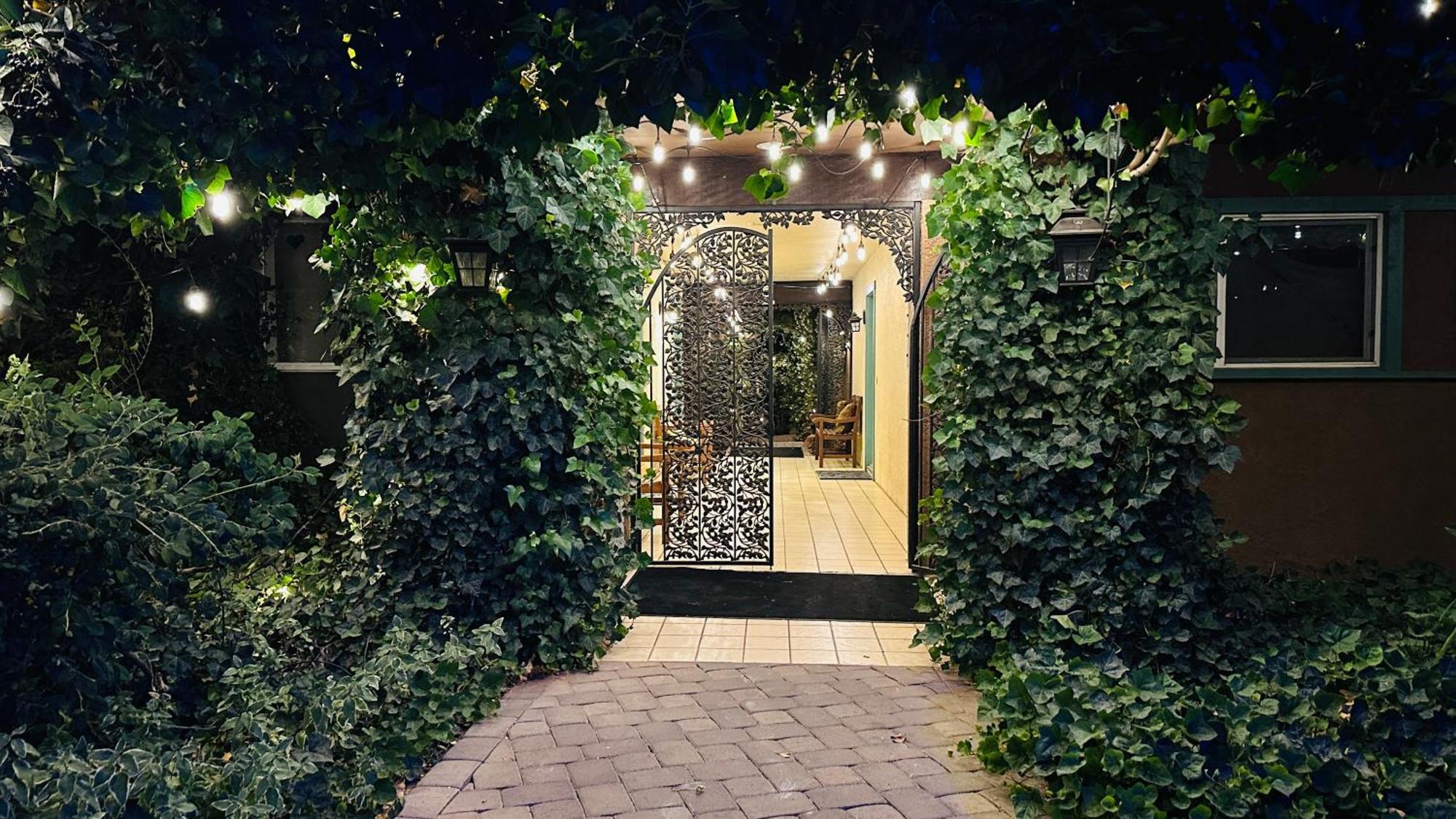 Lantern Light Inn - Romantic Getaway (Adults Only) Sedona Exterior photo